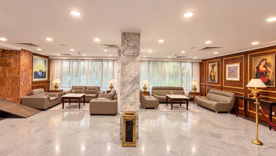 Lobby or reception, Seating area