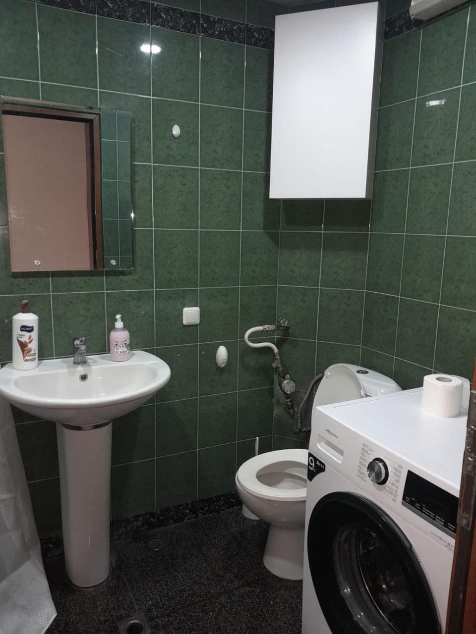 Toilet, Bathroom, washing machine, dryer