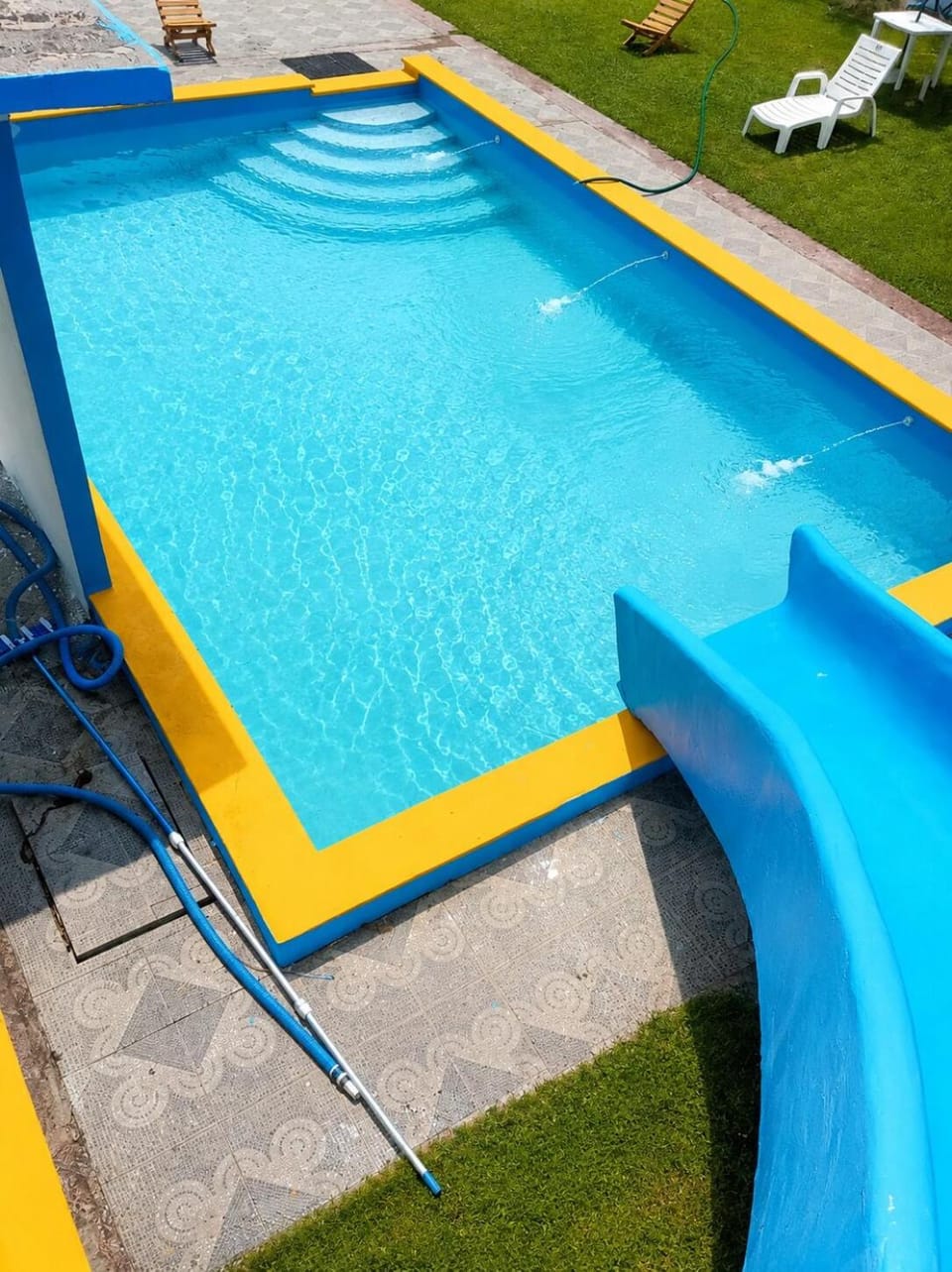Swimming pool