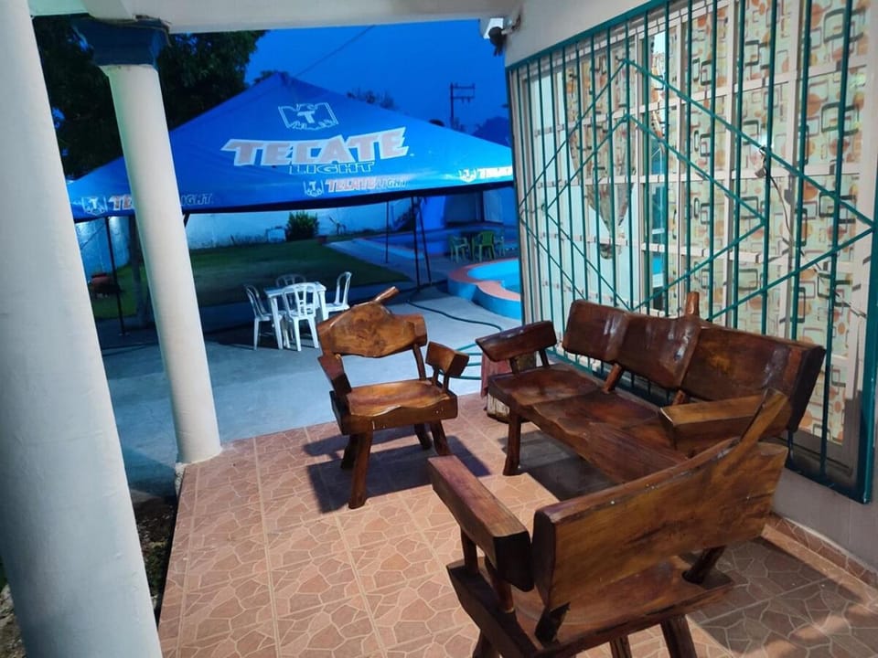 Casa Las Palmas Private, Pool, Garden, Grill House in Veracruz, Mexico