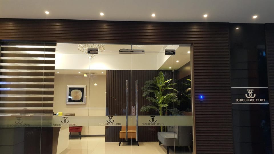Facade/entrance, Property logo or sign, On site