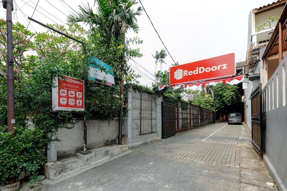 Property logo or sign