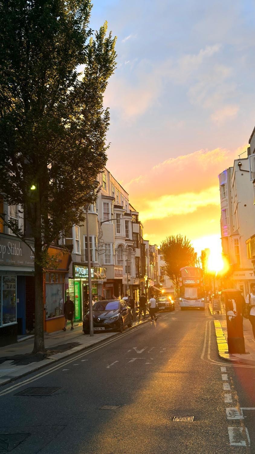 Vela Elegant Hideaway Apartment in Brighton