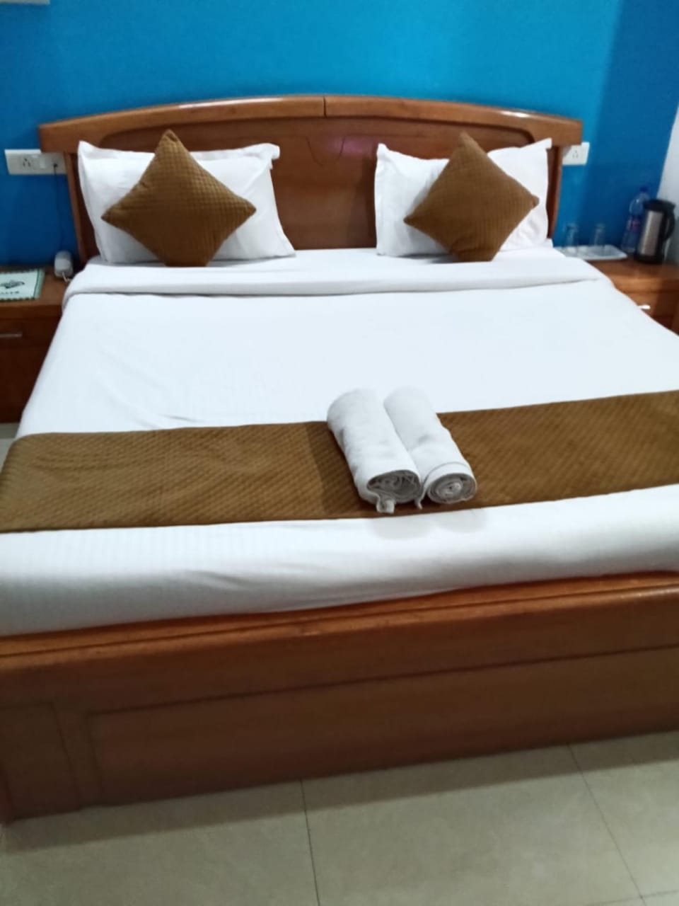 Hotel Alps Bed and Breakfast in Himachal Pradesh