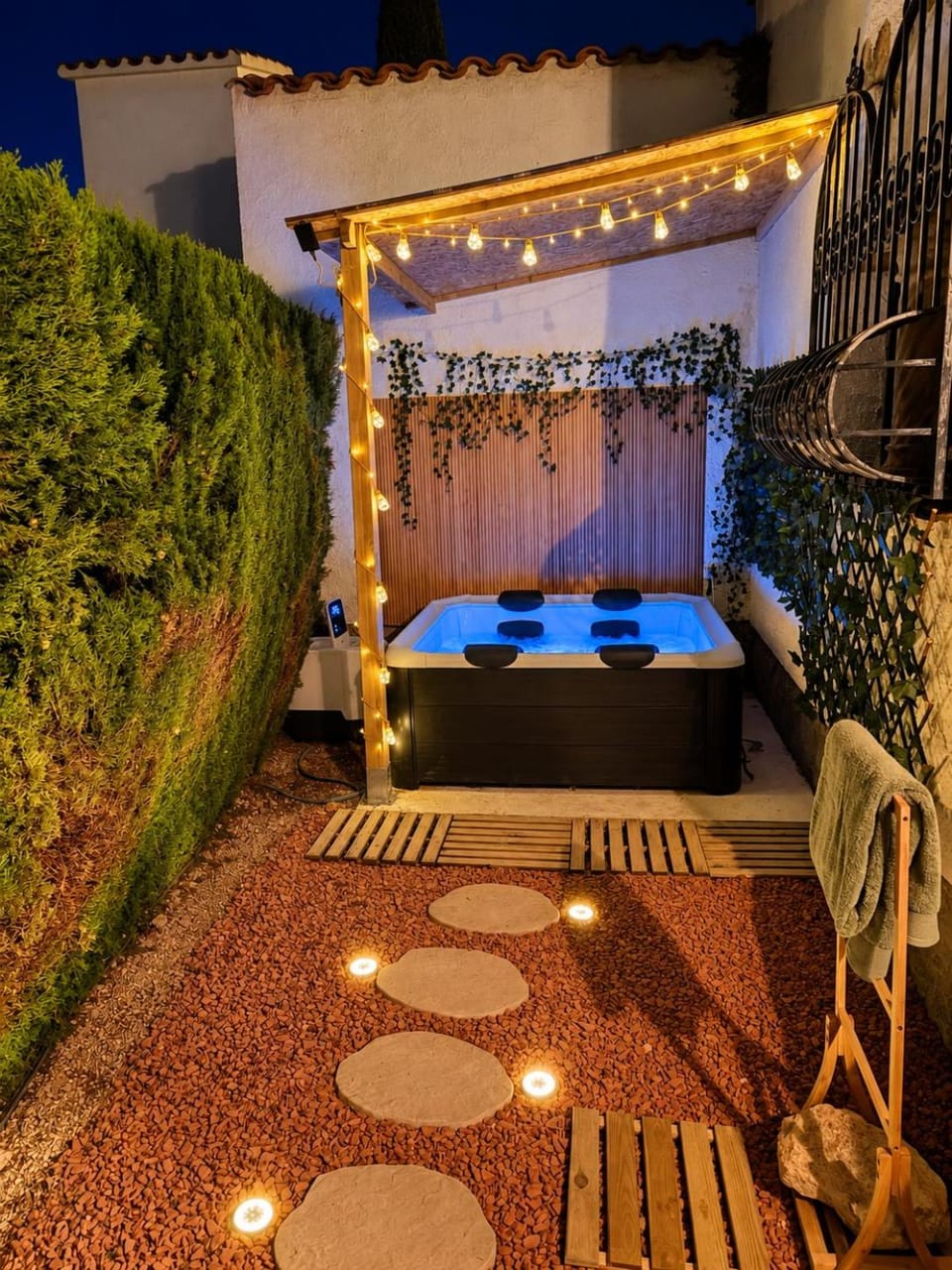 Villa Salina Private Jacuzzi Fireplace Villa in Miami Platja