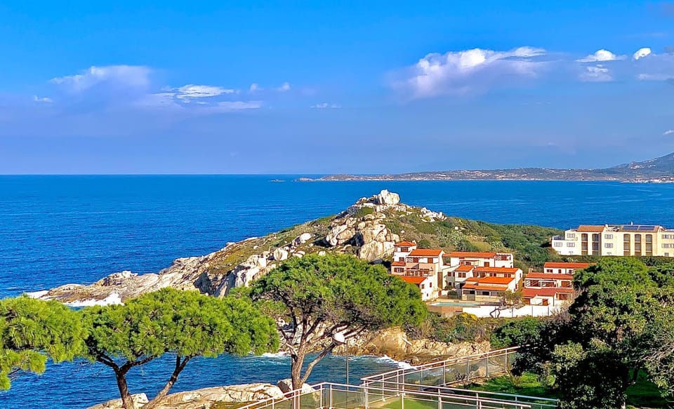 Neighbourhood, Natural landscape, Bird's eye view, Sea view