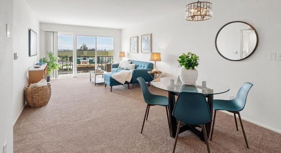 Spacious Two Bedroom Condo Near Hermosa Beach Apartment in Hermosa Beach