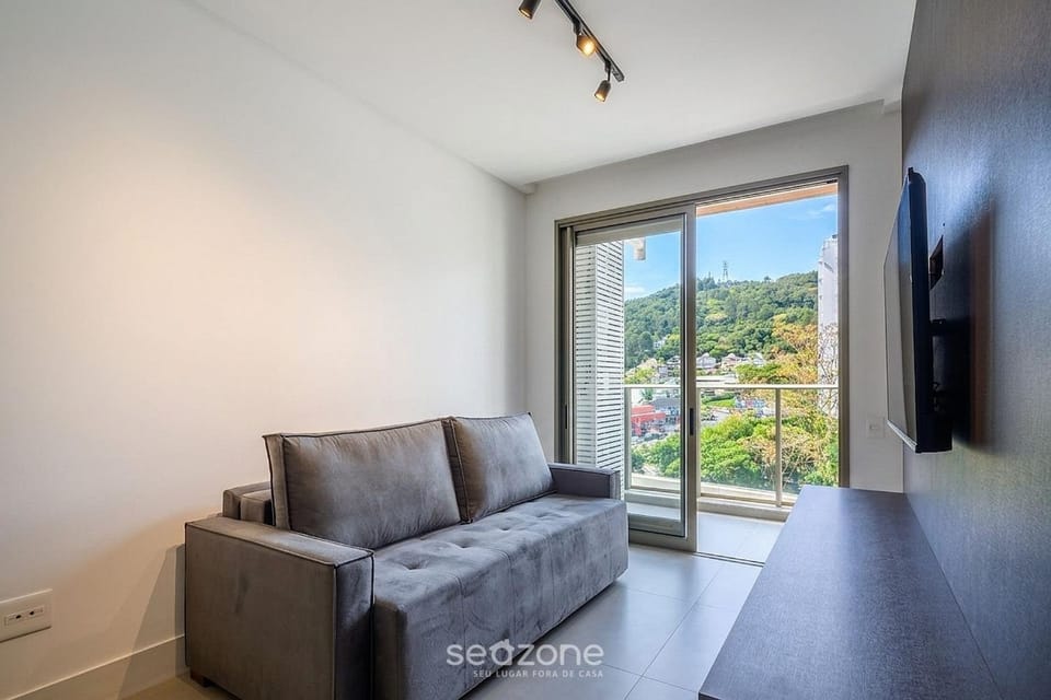 TV and multimedia, Living room, Mountain view