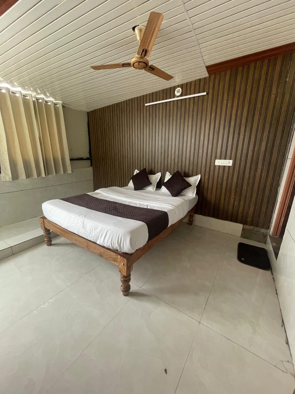 Rainbow Galaxy Hotel in Mysuru