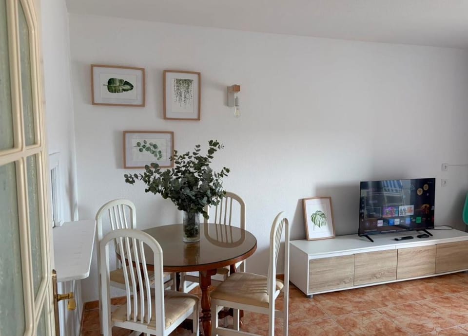 Fuengirola Primera Línea de Playa Super Sunny Apartment in Fuengirola
