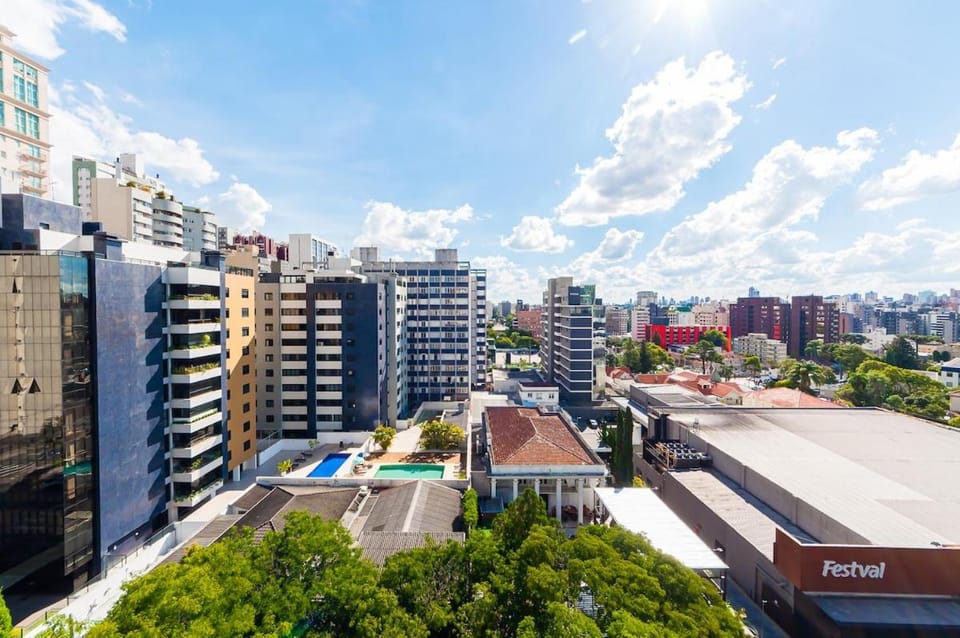Estúdio Novo premium no Batel Piscina e academia Apartment in Curitiba
