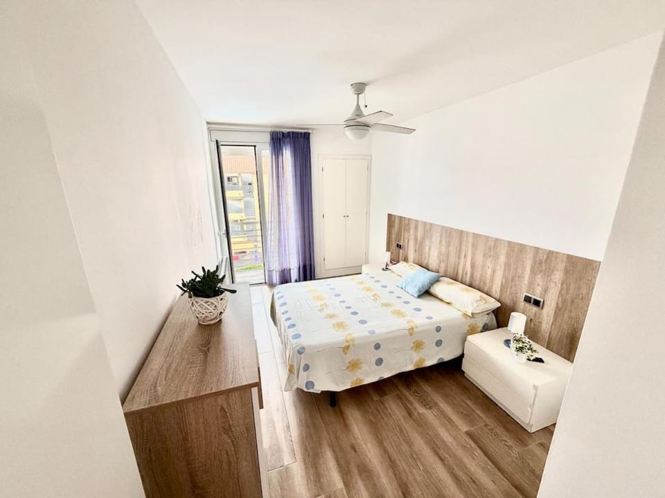 Playa y piscina todo en 1 Disfrutalo Apartment in Calafell