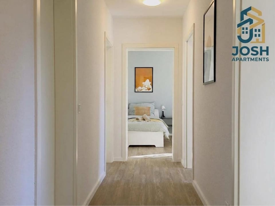 Facade/entrance, Photo of the whole room