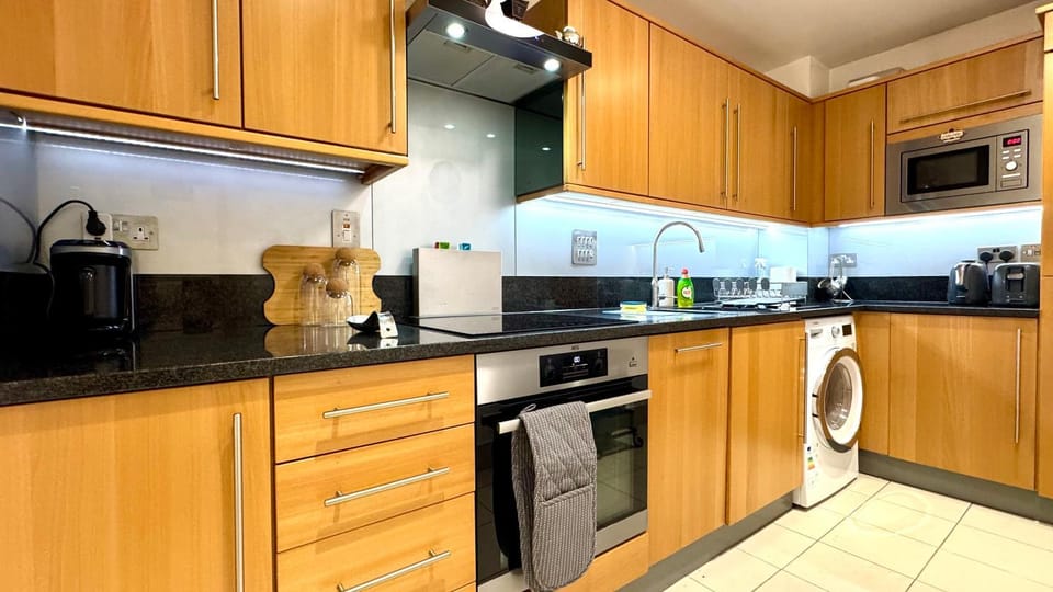 Luxury 3-Bedroom Apartment in Little Venice Apartment in City of Westminster