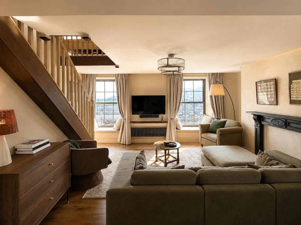 Customs House Guest Suites Apartment in Porthmadog