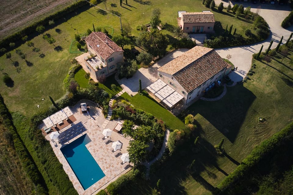 Borgo della Spiga - Adult Friendly Country House Country House in Marche