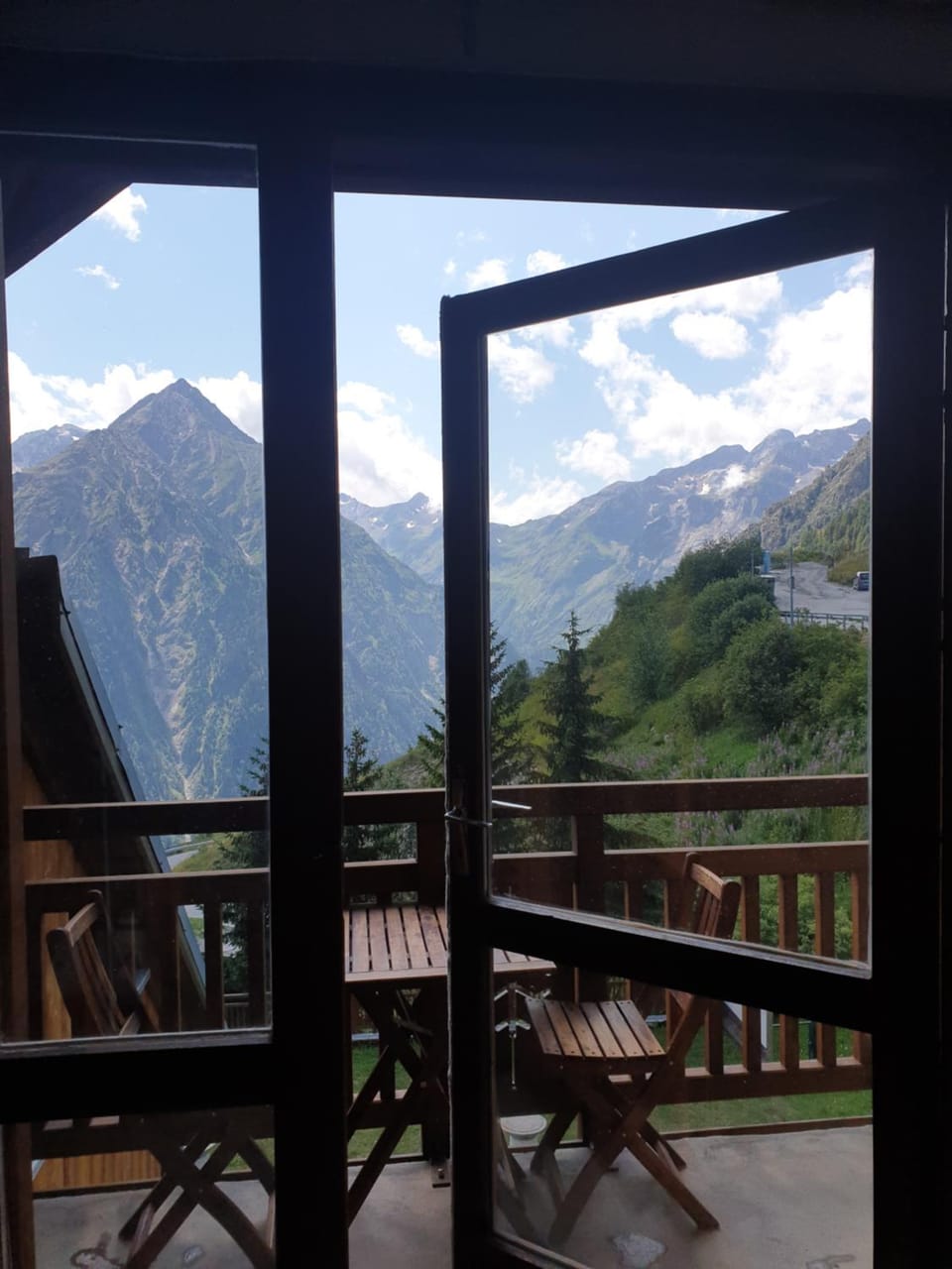 Balcony/Terrace, Balcony/Terrace, Mountain view, Mountain view