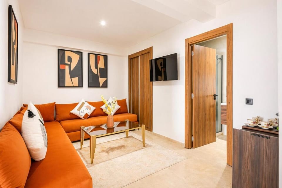 Modern Elegance, Swimming Pool, Fiber Wi-Fi & Netflix Apartment in Marrakesh