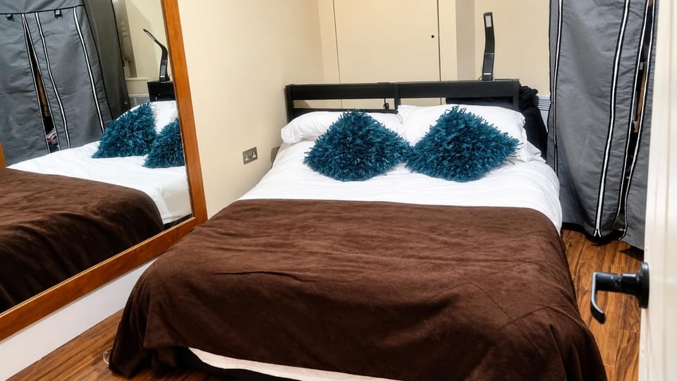 Bed, Photo of the whole room, Bedroom, furniture, wardrobe