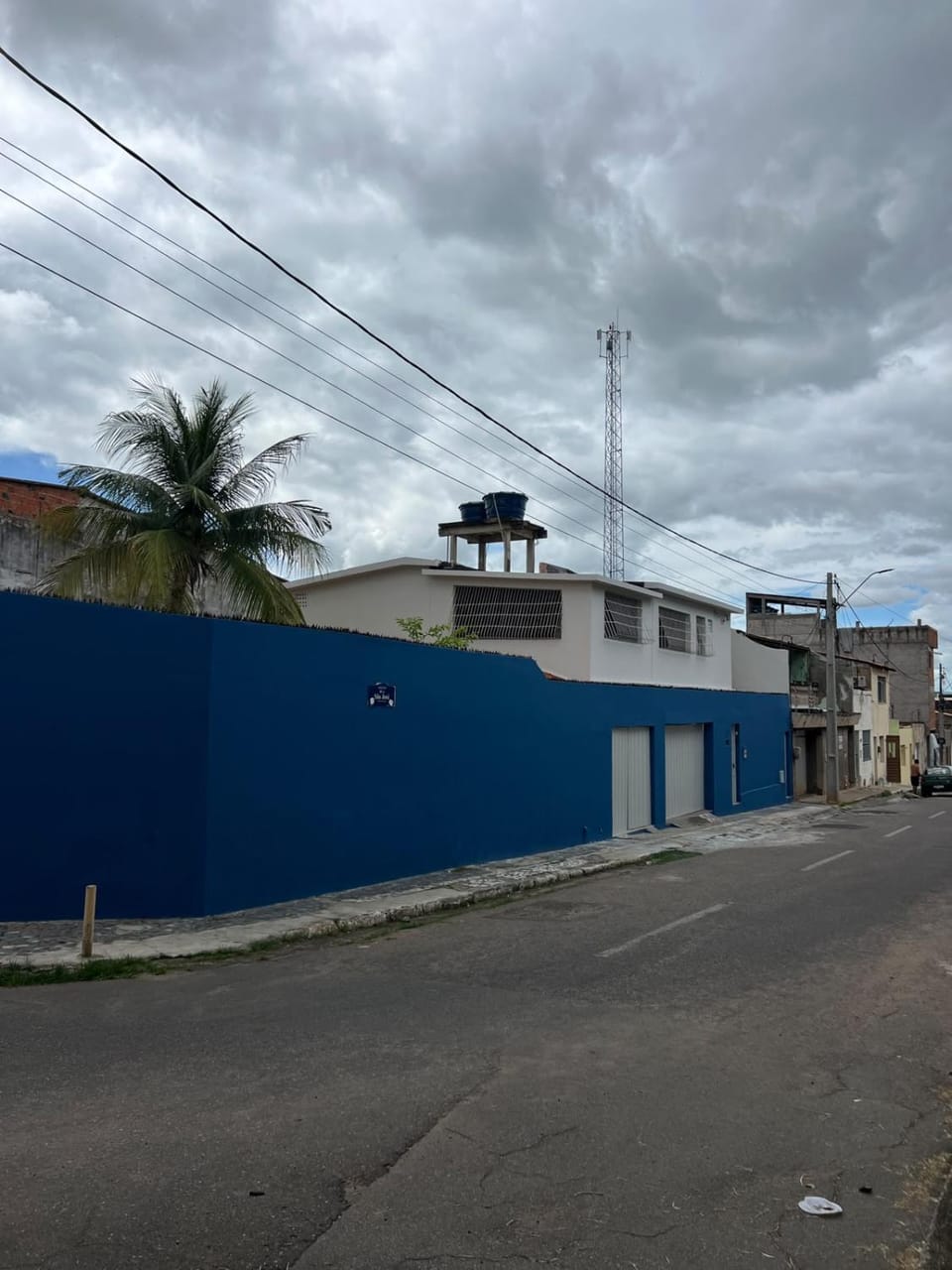 quarto simples com cama de casal, ventilador , tv , incluso café da manha Bed and Breakfast in Juazeiro do Norte