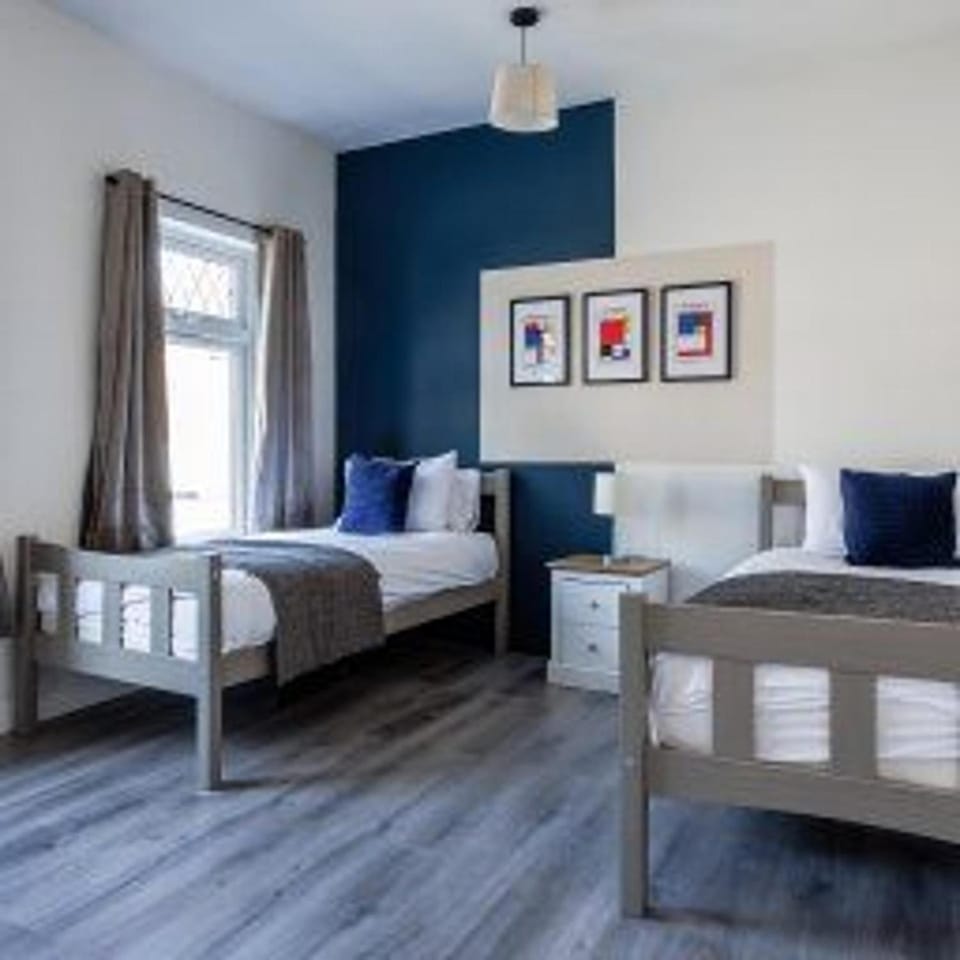 Darlington - House - Central Location - Sleeps 6 House in Darlington