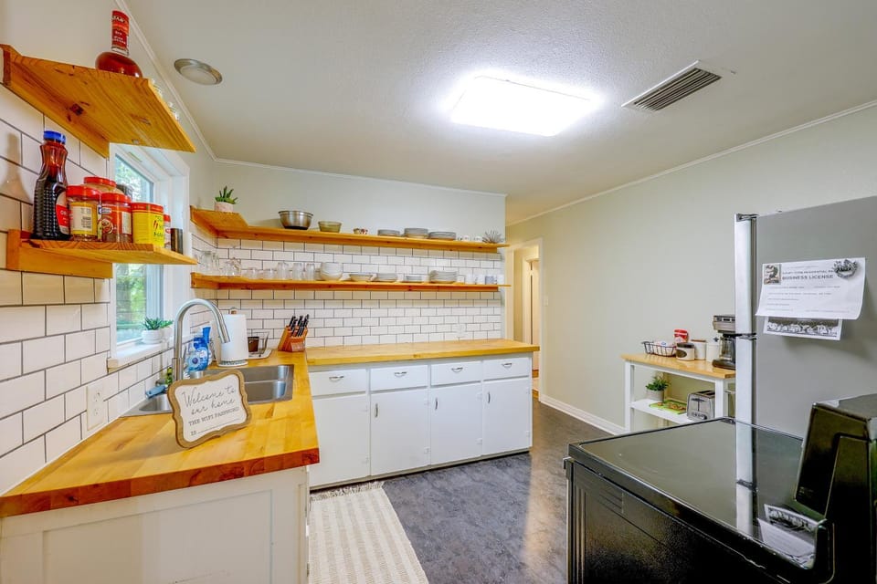 Walkable Hot Springs Home! Near Nat'l Park & Dtwn House in Hot Springs