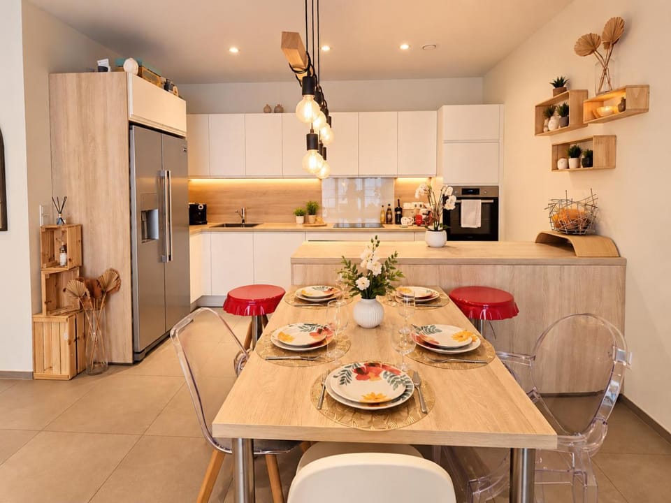 Central 1BR Stay with a parking and outdoor spaces Apartment in Luxembourg