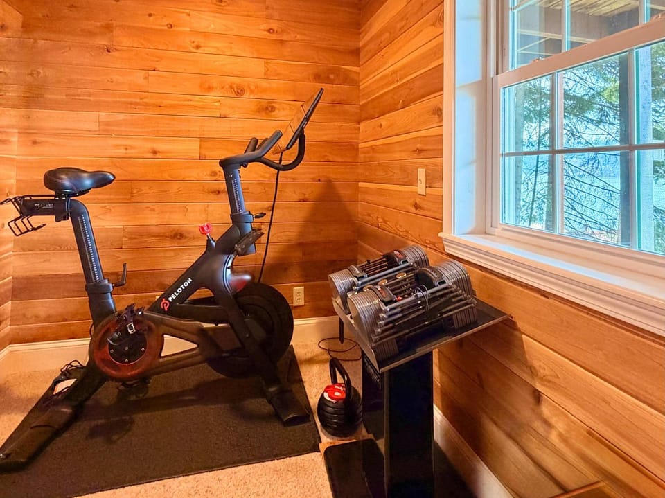 Lake Coeur d'Alene 3BR Waterfront Dock & Kayaks House in Kootenai County