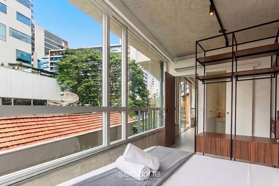 Bed, Bedroom, City view