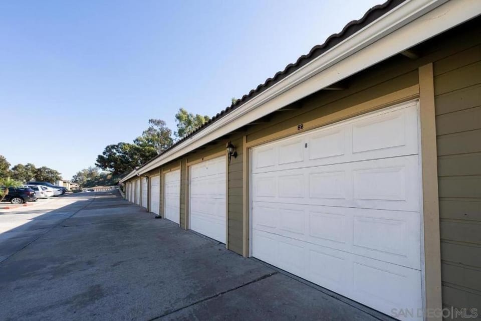 Entire Private Home with 3 Bedrooms, 2 Bath, Garage, King Bed, 2 Parking, Pool & Hot Tub, Available Now House in Chula Vista