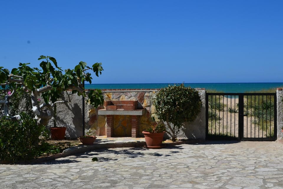 Inner courtyard view