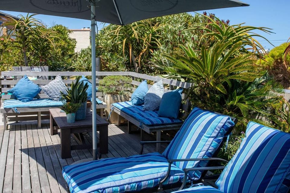 Pool view, sunbed