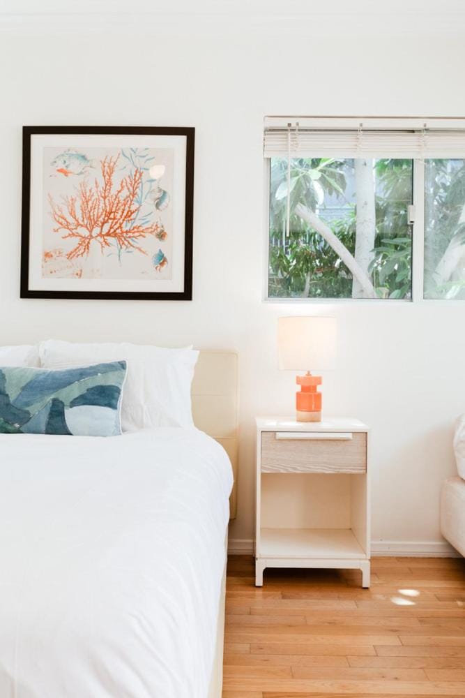 Amazing studio across from the beach wparking permit Apartment in Santa Monica