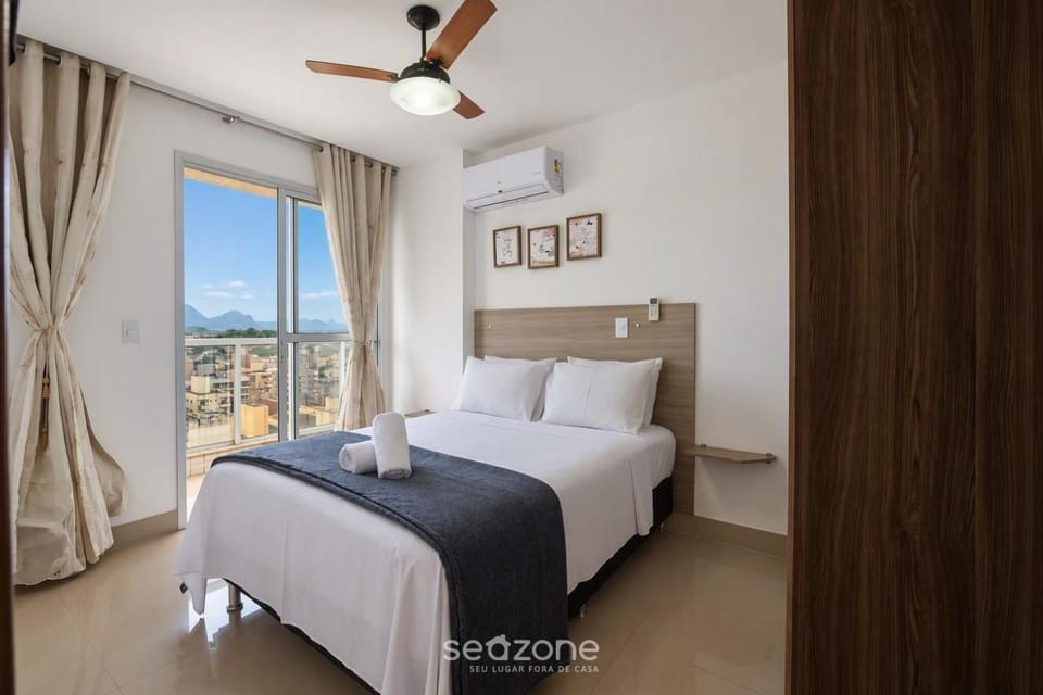 Bed, Balcony/Terrace, Bedroom, City view
