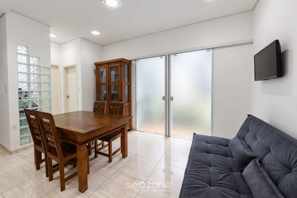 TV and multimedia, Living room, Dining area