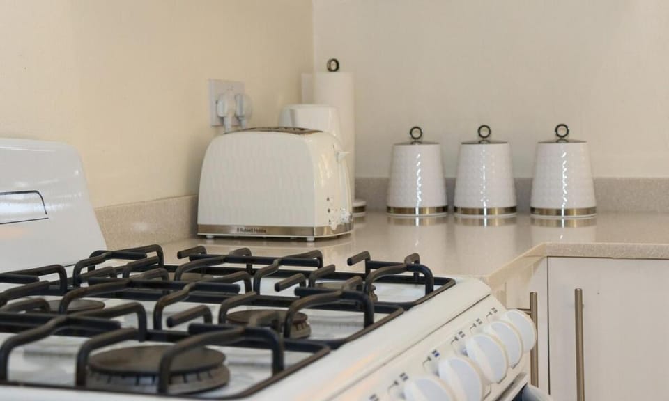 4 min walk to the beach - 2BR with full kitchen House in Antigua and Barbuda