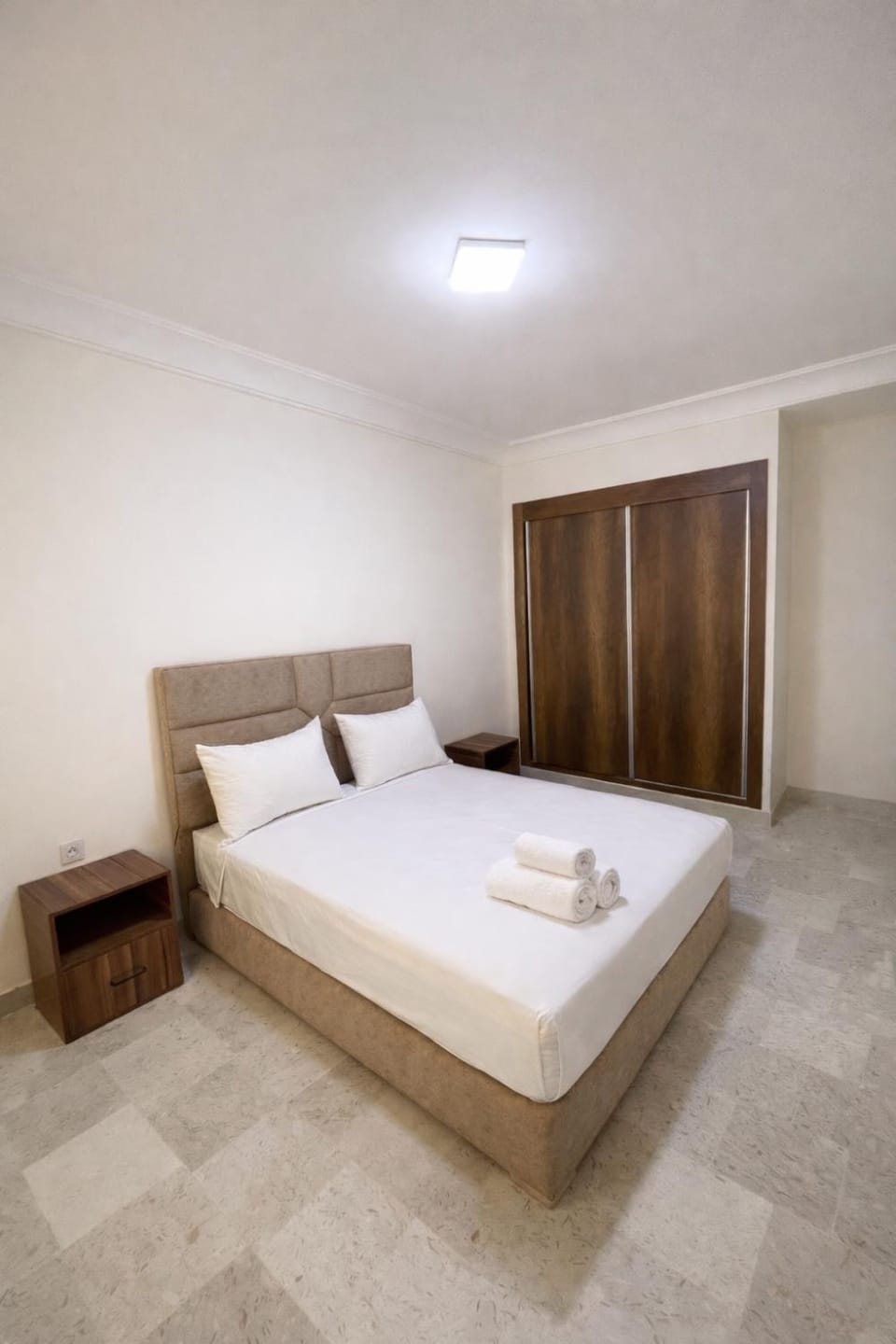 2CH Salon & 2SDB 1 min de la gare TGV-wifi -parking TNG Apartment in Tangier