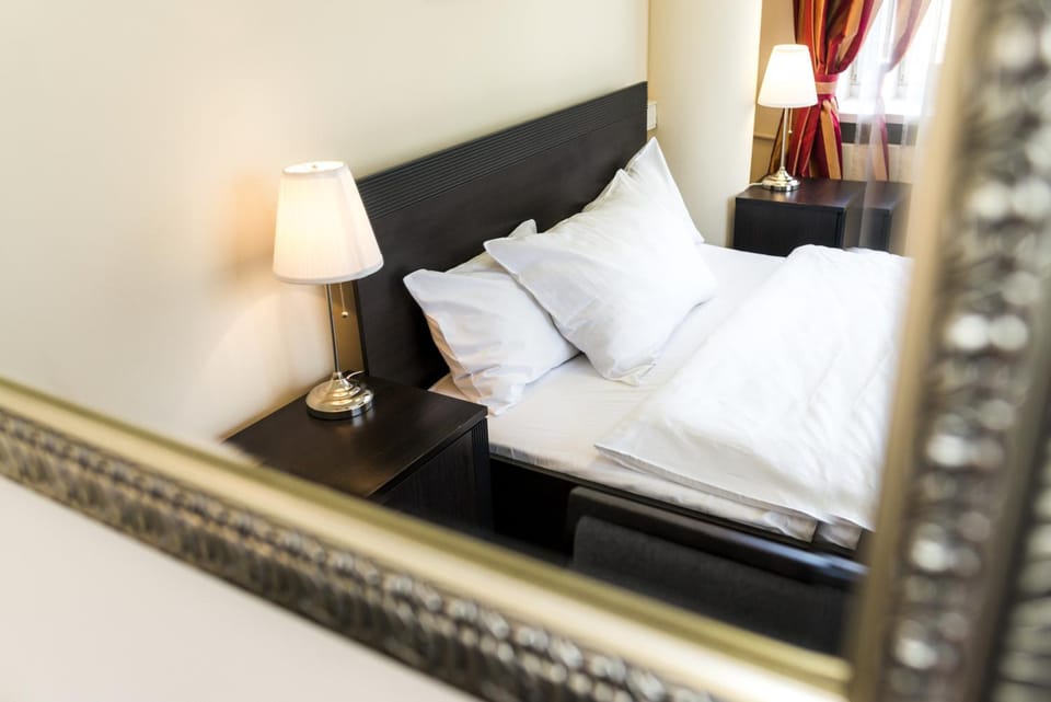 Bed, Bed
