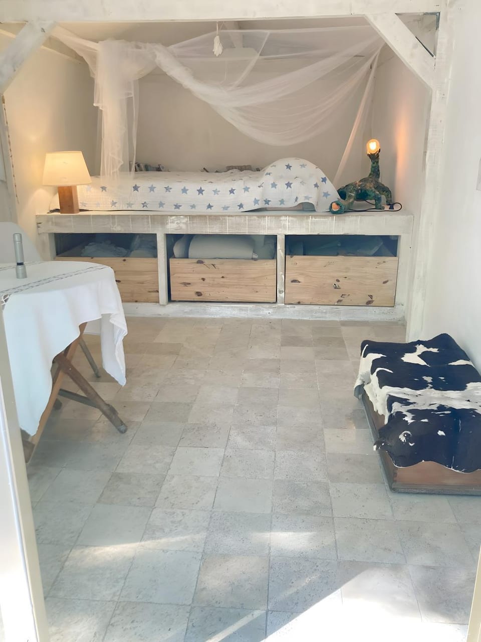 Living room, Bedroom