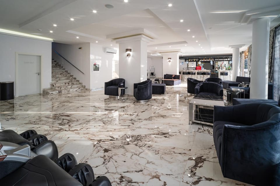 Prestige Grand Hotel & Aquapark - All Inclusive Hotel in Varna