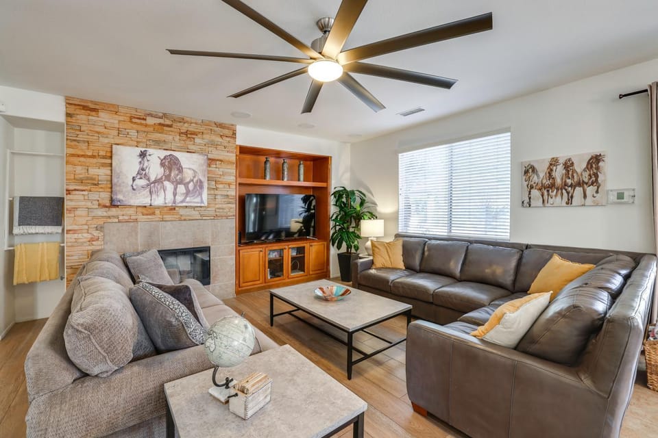 Large Patio Oasis, Games, Pool! Indio Getaway House in La Quinta