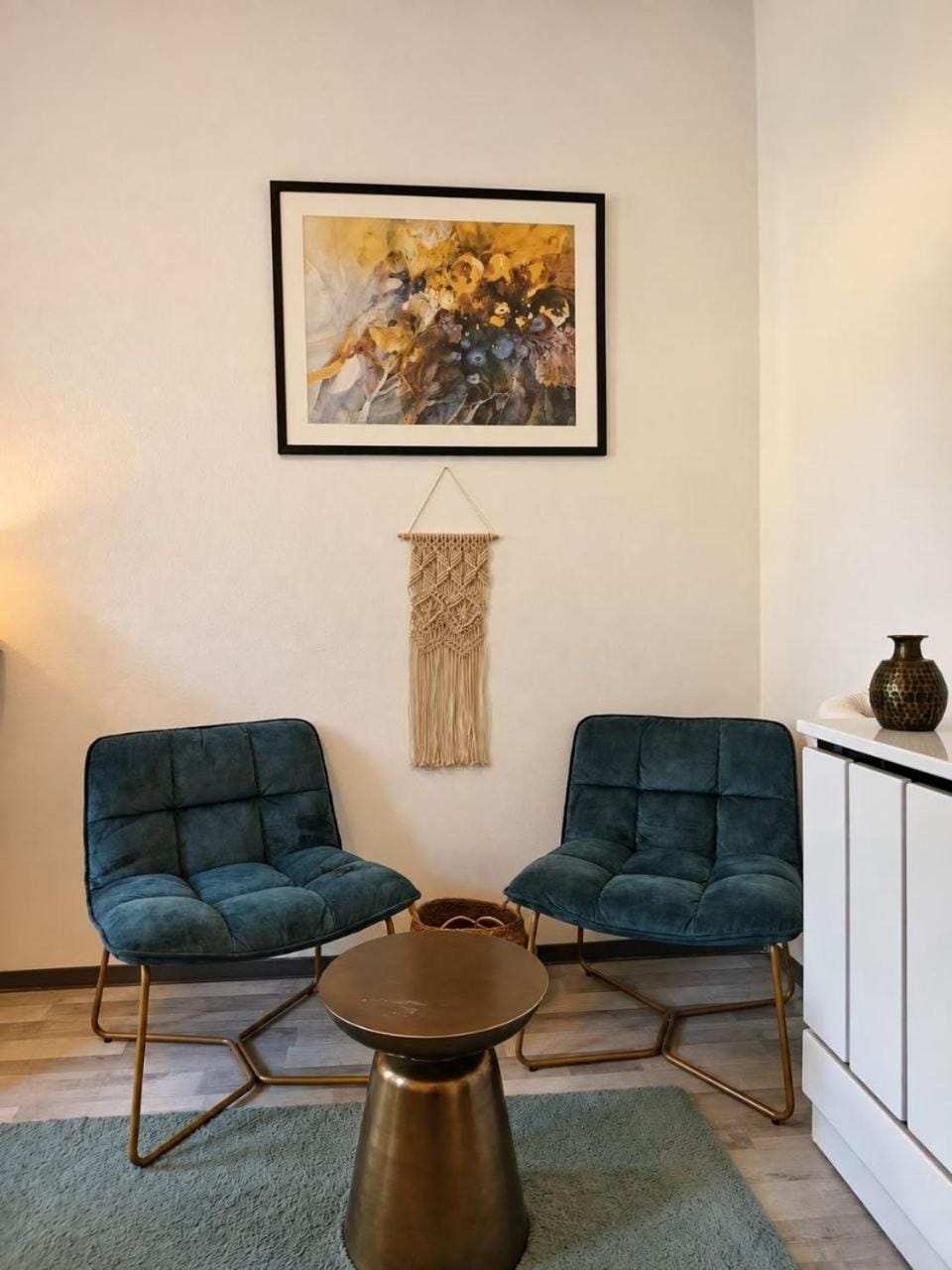 Little Cozy Home near Diepoldplatz Apartment in Vienna