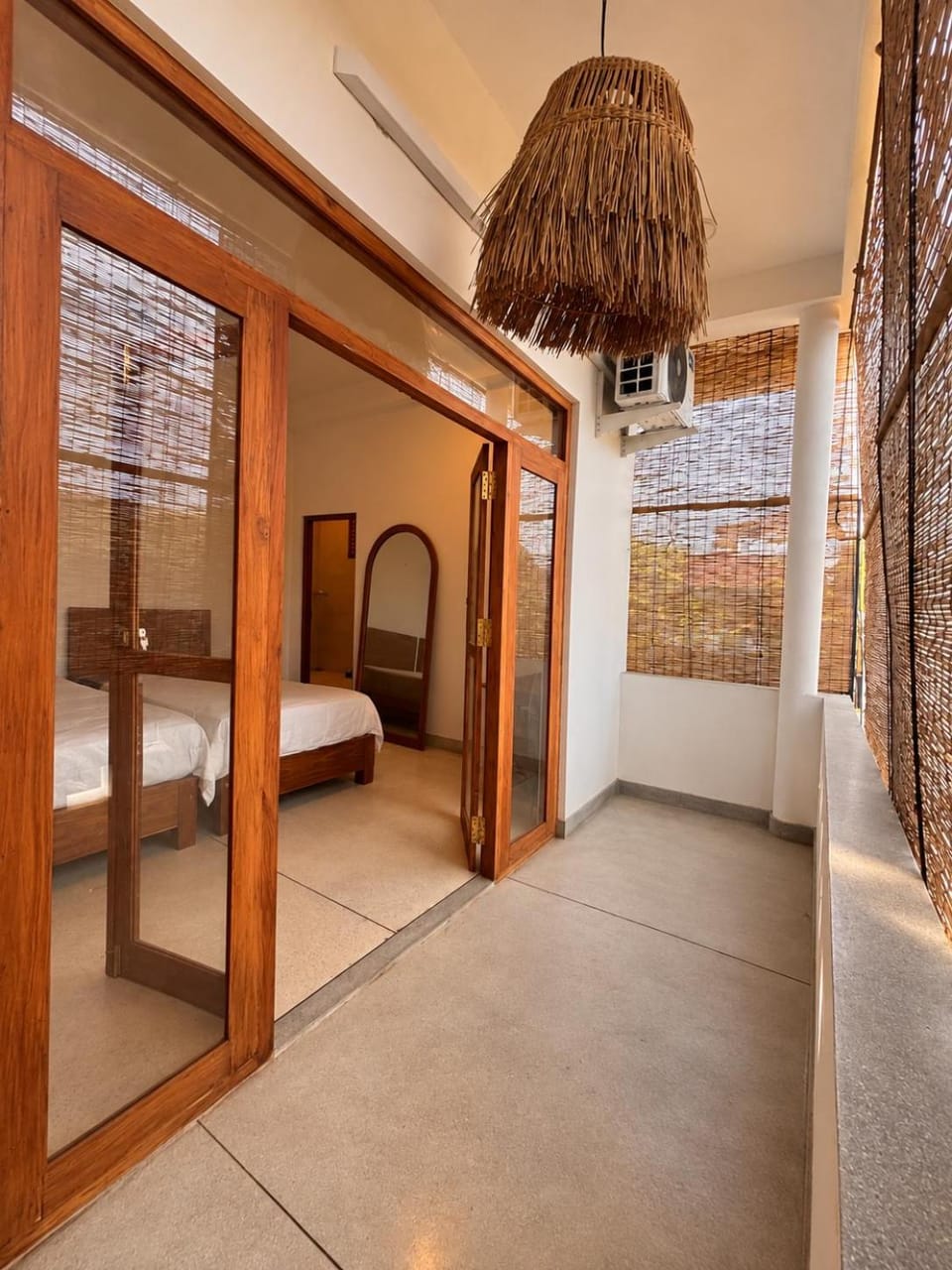 Bed, Photo of the whole room