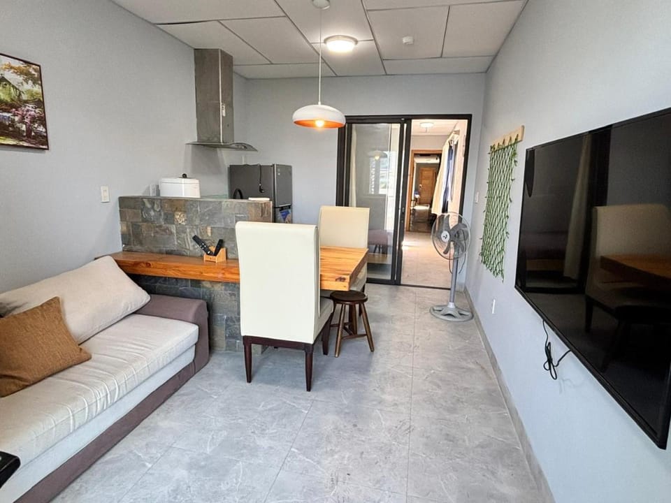 Căn hộ đầy đủ tiện nghi, có hồ bơi giá rẻ ở trung tâm Hải Châu- Mia Home Apartment in Da Nang