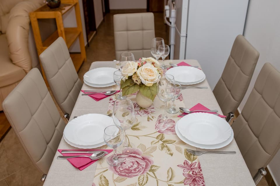Apartments Šćerbe 3103 Apartment in Lika-Senj County