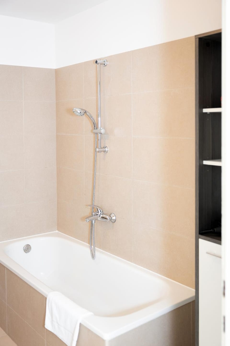 Central Spacious Apartment with Free Parking Apartment in Vienna