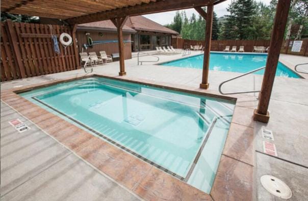 Hot Tub