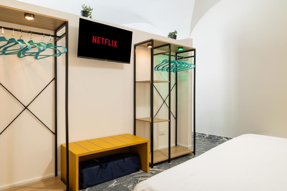 Bed, Photo of the whole room, Bedroom, wardrobe