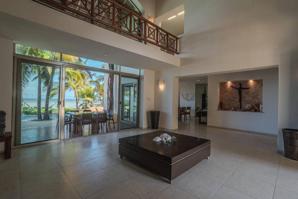 Uayayay, frente al mar House in State of Yucatan