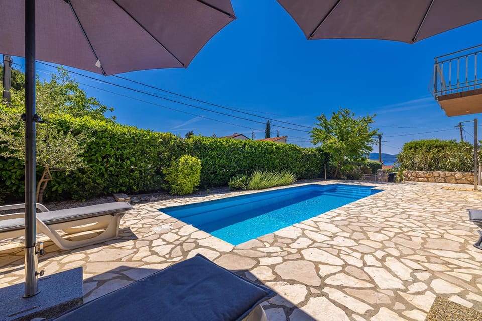 Apartments Jenny Apartment in Primorje-Gorski Kotar County